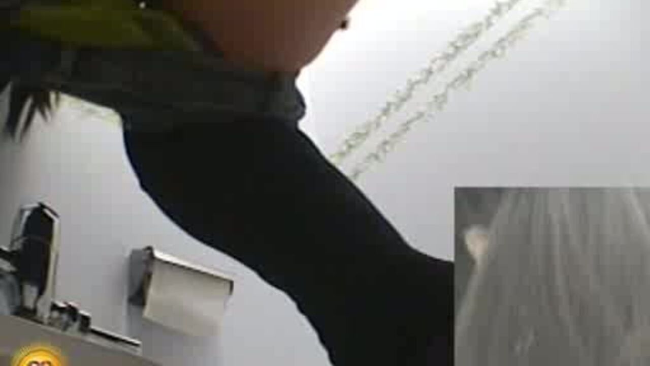 Watch this scat porn slut get her pussy and ass pumped in this gonzo-filled adventure!