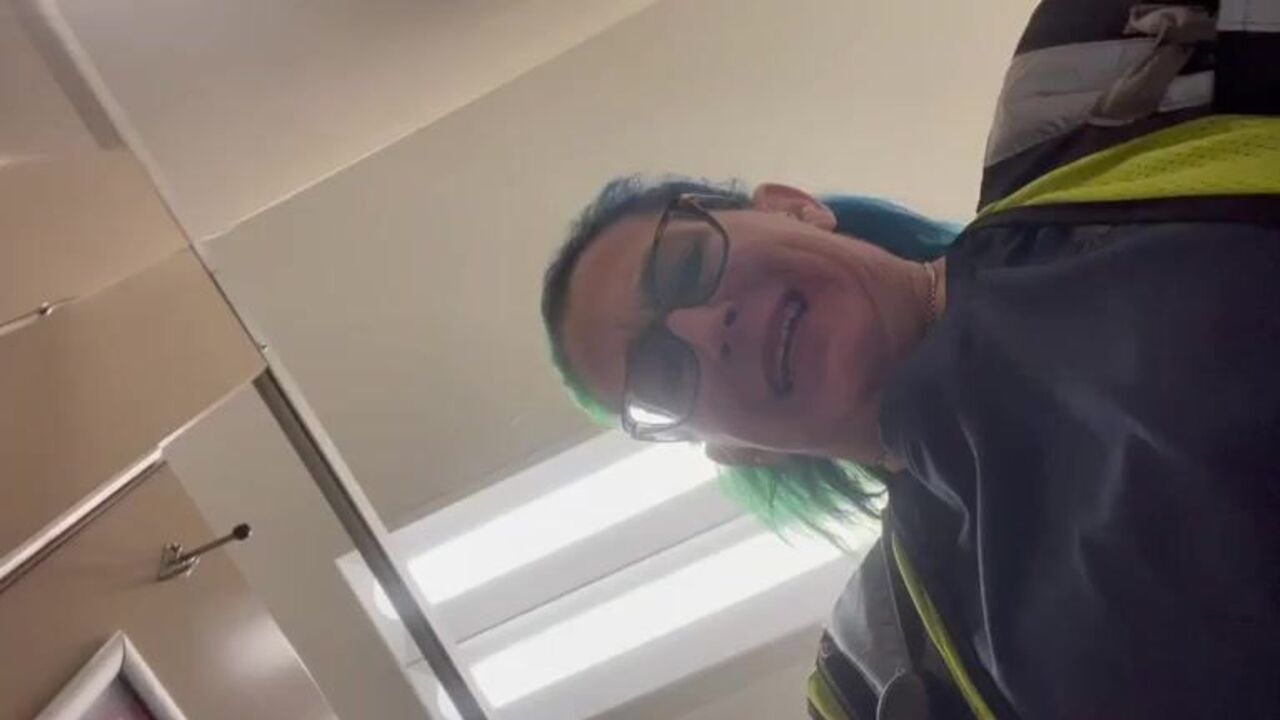 Watch these filthy scat girls getting their pussies drilled in scat porn video