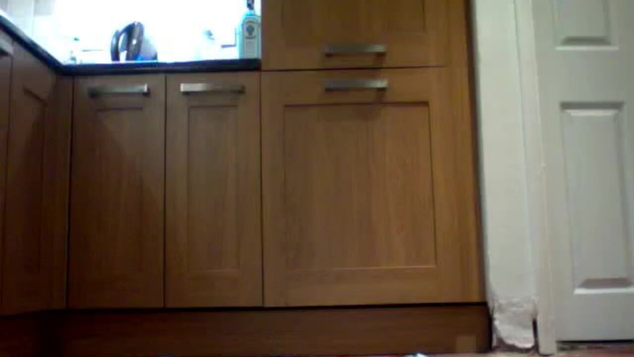 Young Twink smeared her scat in the kitchen