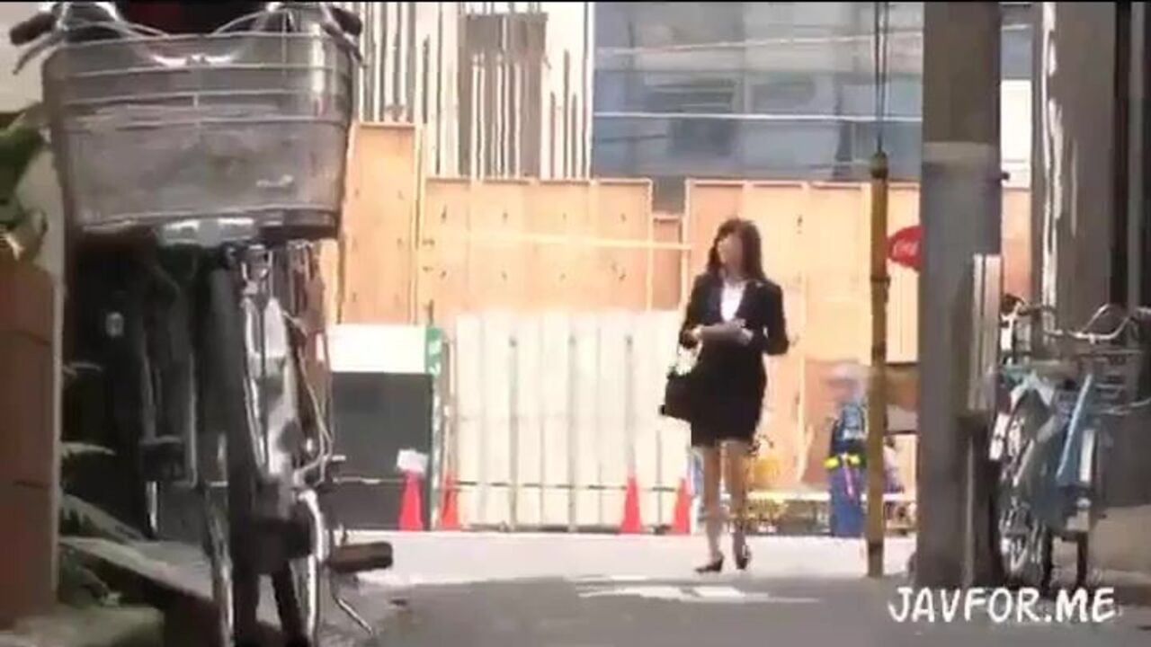 Watch scatty Japanese porn with anal and pooping action!