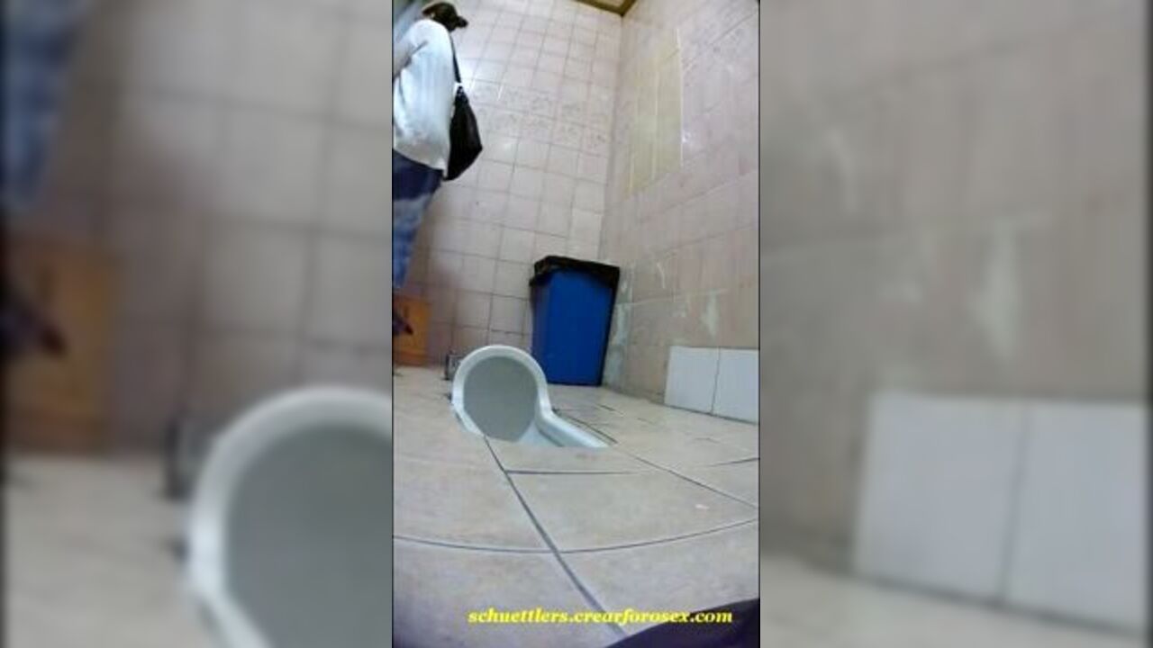 Watch this kinky chick get off on scat porn and scat fetish