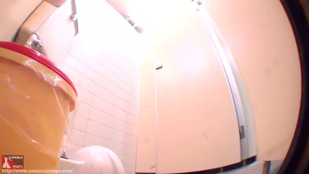 Watch this kinky Japanese babe in uniform scat in a wild fuck fest!