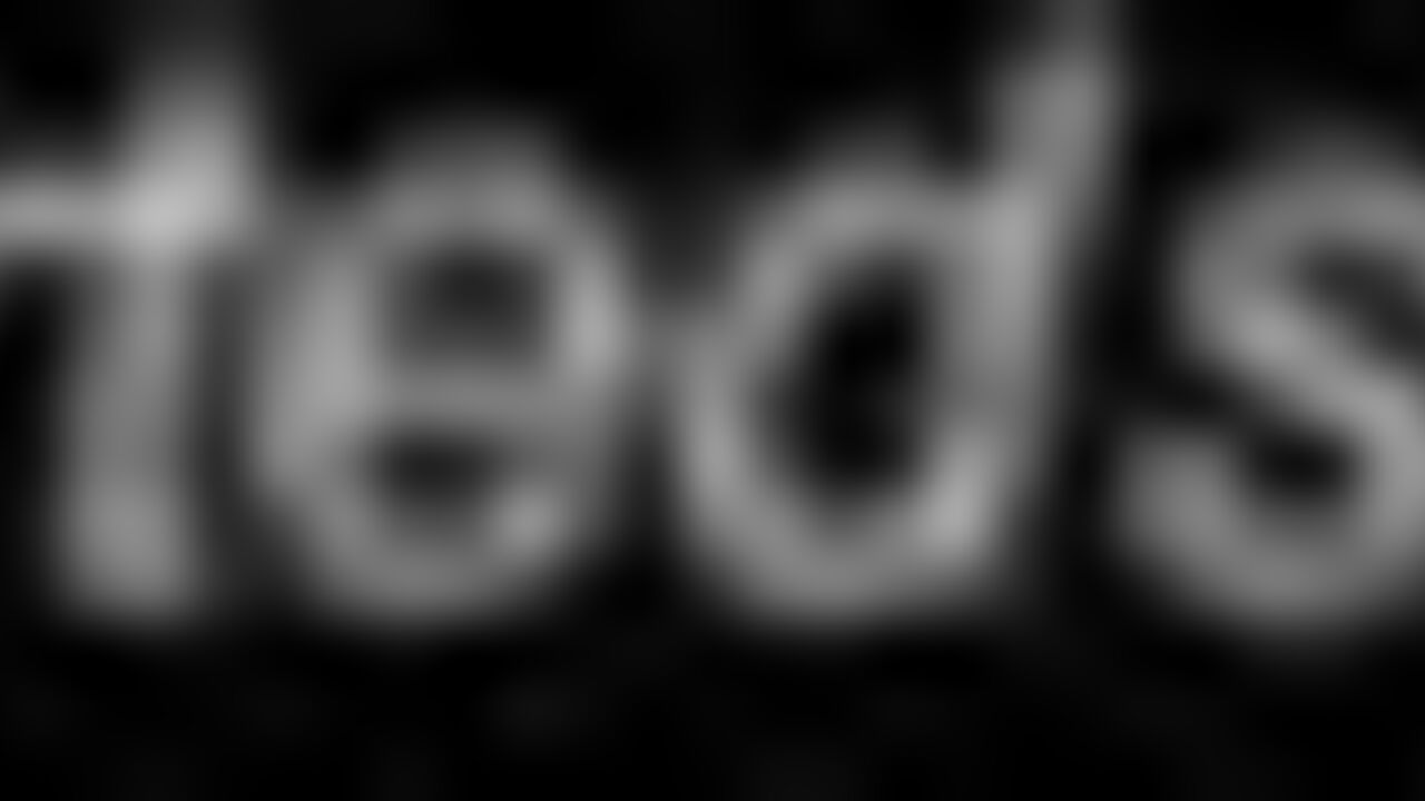 Watch these kinky women go crazy with their own loads