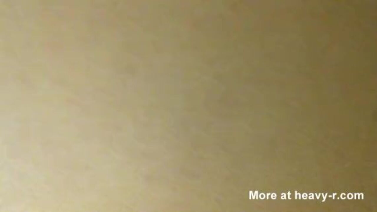 Watch a mature slut get her pussy and asshole drenched in warm piss