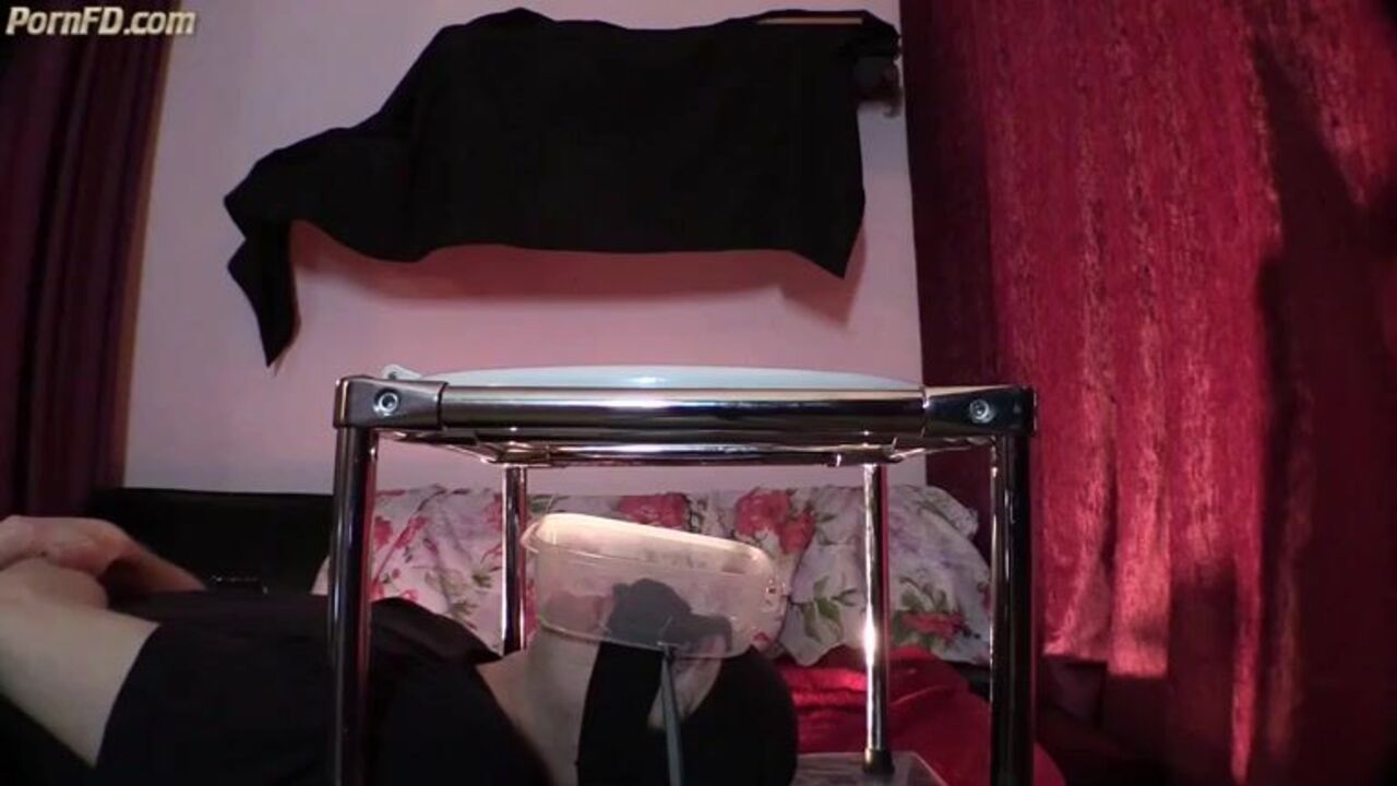 Princess Diana - Watch her scat slave get off on her filthy ways