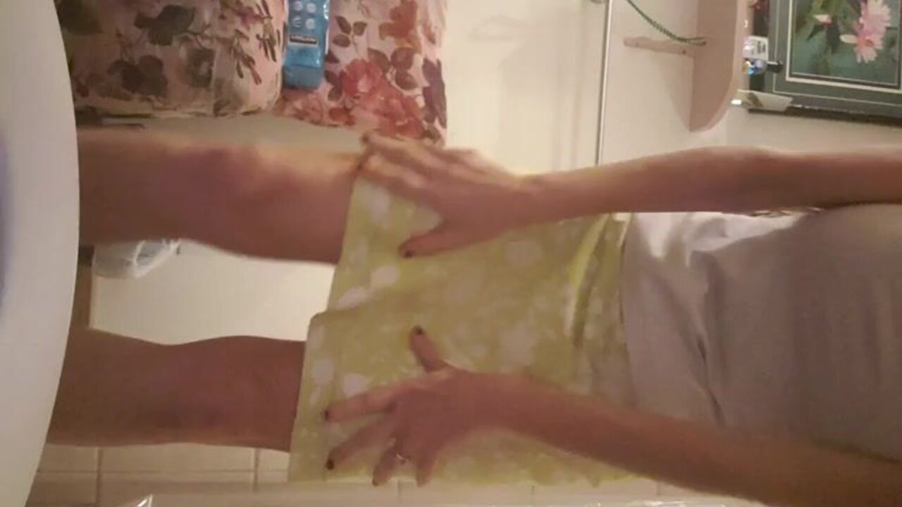 This scat porn video will make you want to take a load in your mouth!