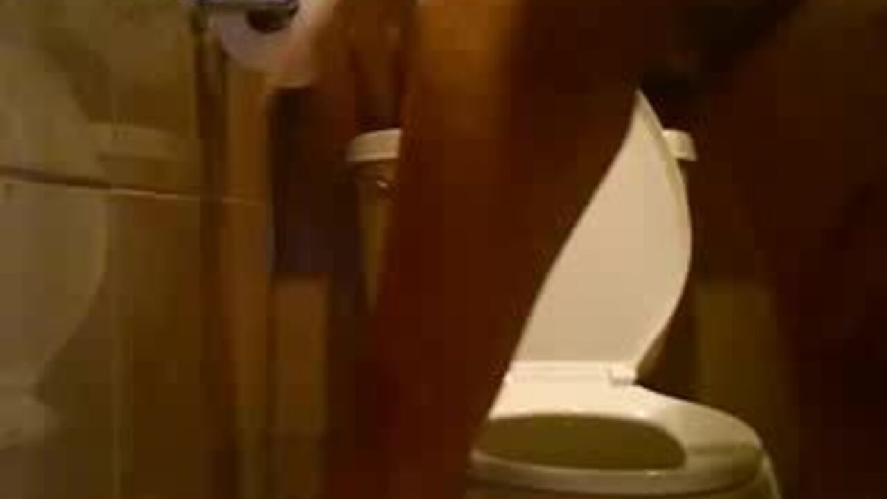 Watch this dirty scat porn video of a woman getting her ass pooped out while getting her shitter off