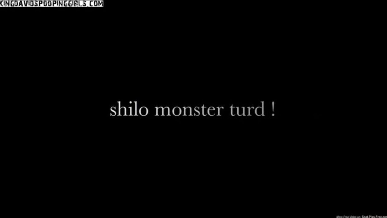 Watch this gorgeous girl shitting a massive thick load