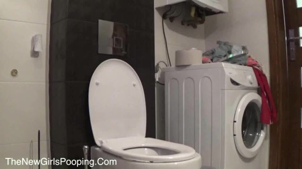 Angie gets her scat fetish satisfied in the toilet