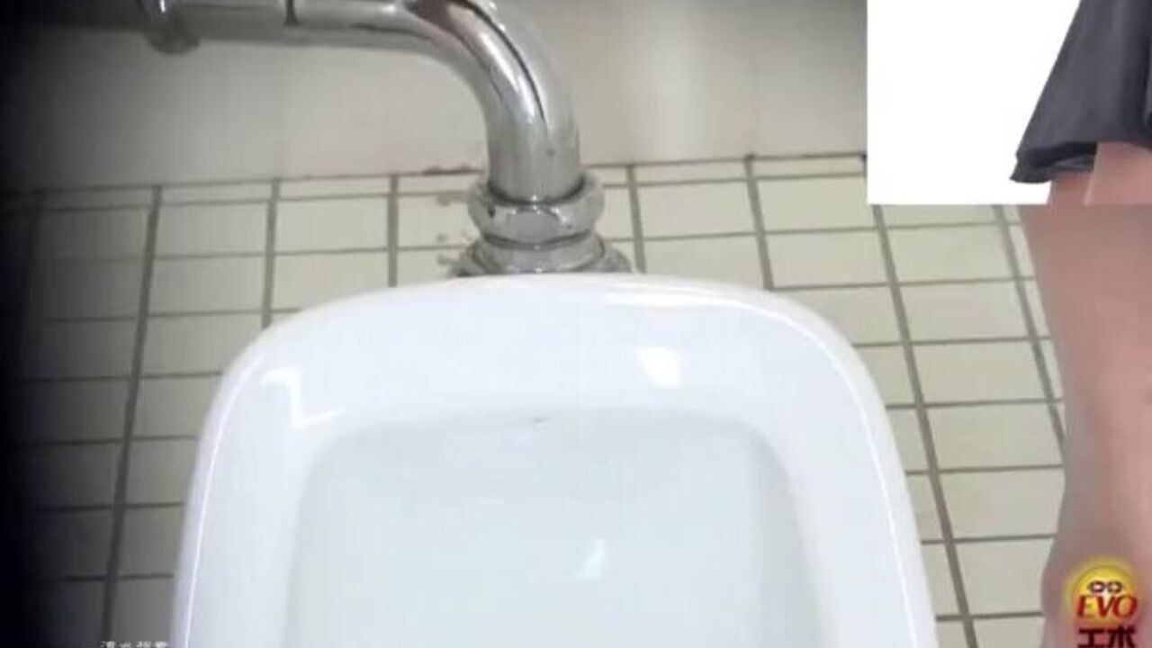 Watch this Japanese slut get down and dirty in scat porn