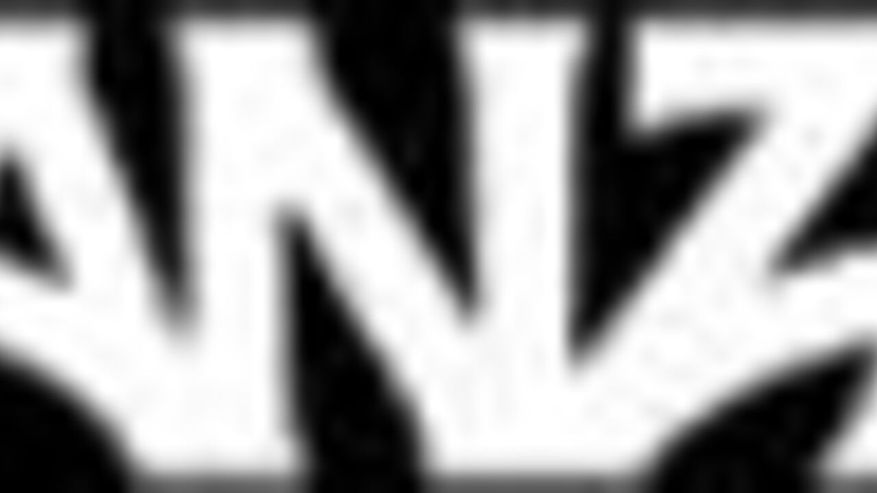 Compilation of steamy Asian lesbian scat action