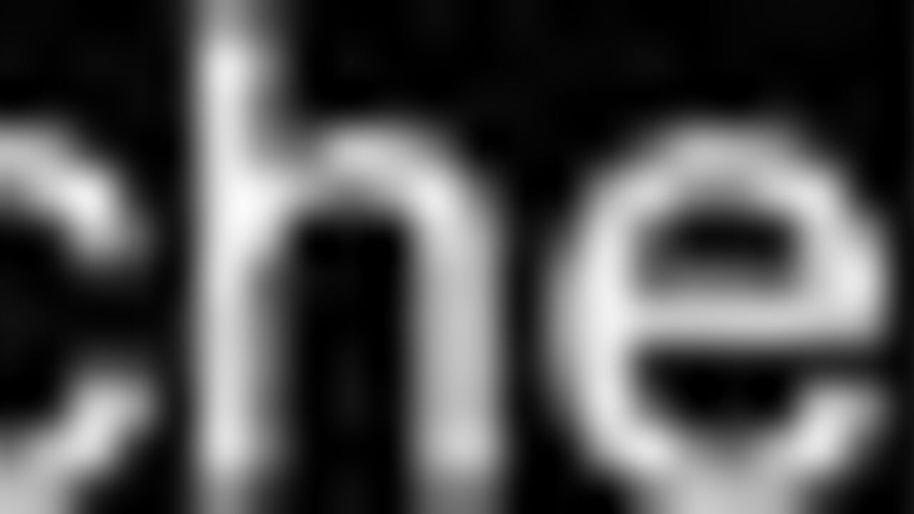 Watch this kinky scat porn video with women getting off with toys & stranger's help