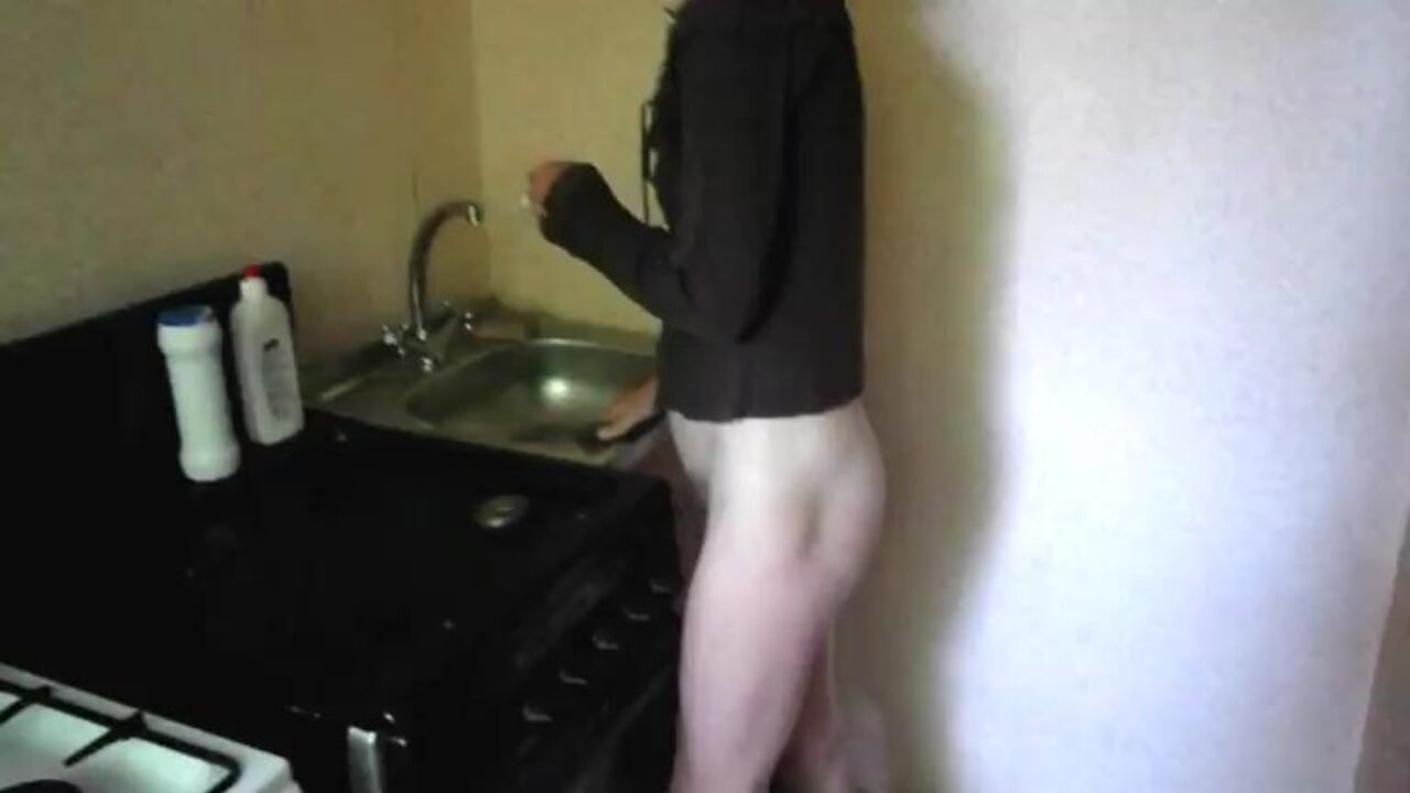 Watch these horny girls pee and scat in a wild pussy-pumping orgy!