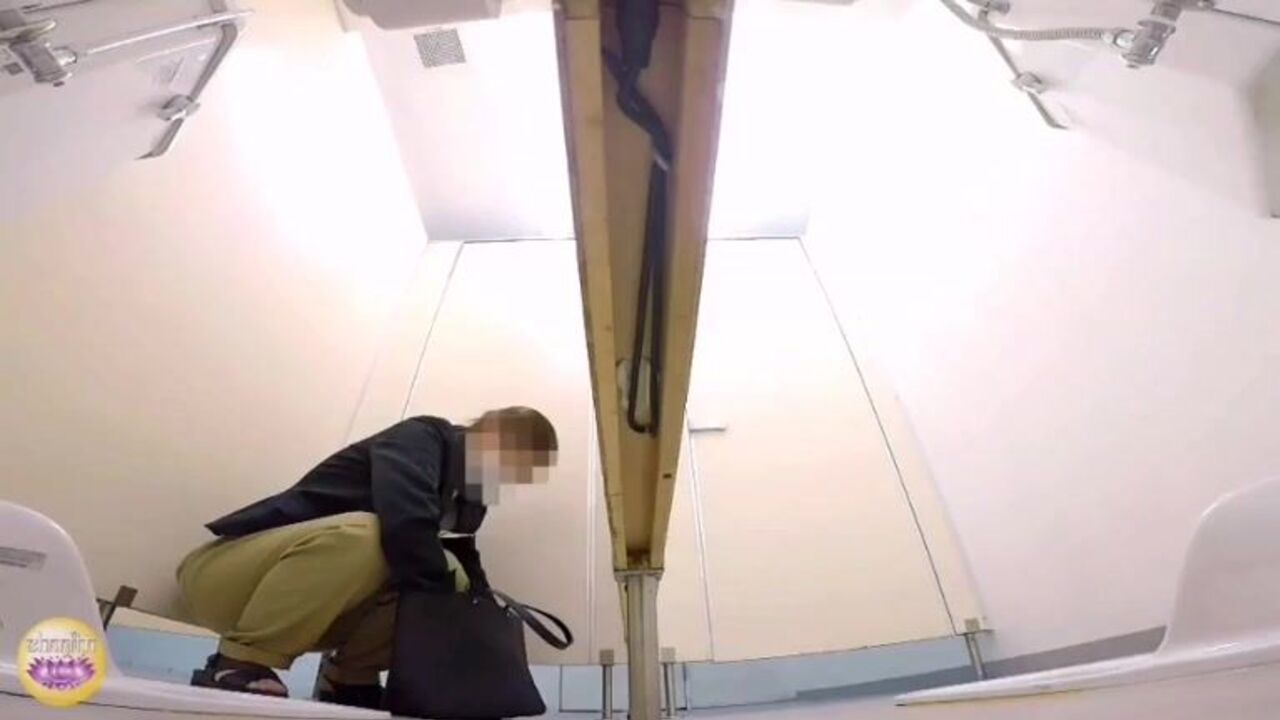 Krysta Aniktritsis and friends go wild with their kinky scat fetish videos