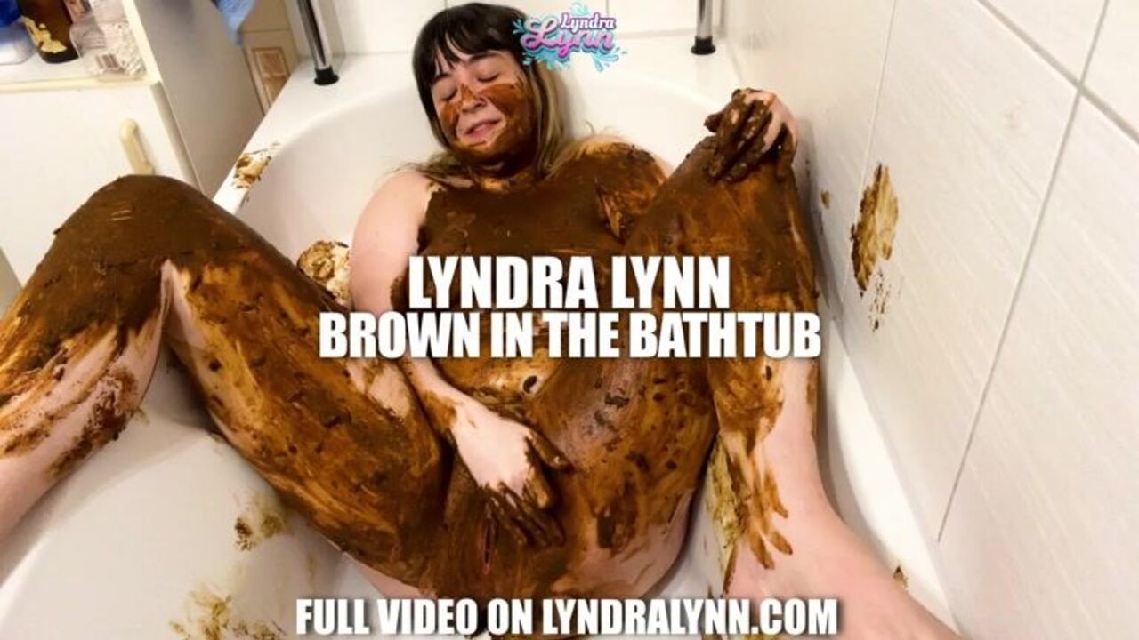 Watch me masturbate in the bathtub with my scaty load