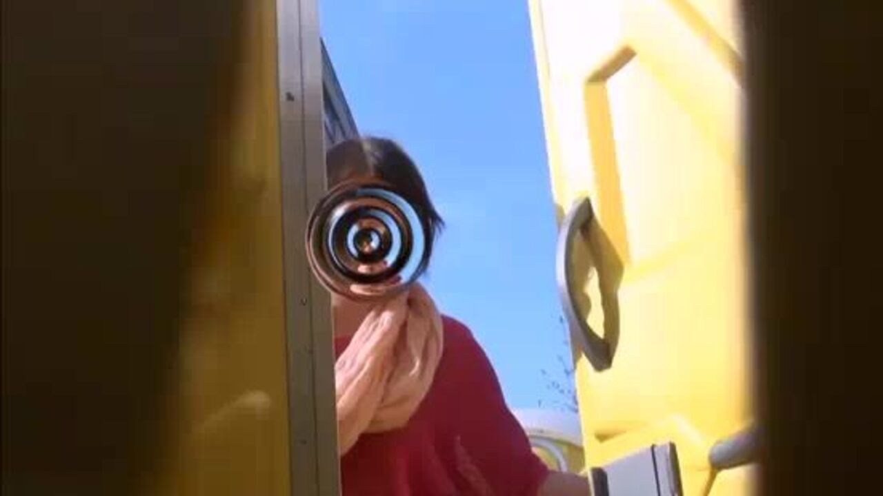 Watch these kinky scat videos and shitting videos in these tight shorts!