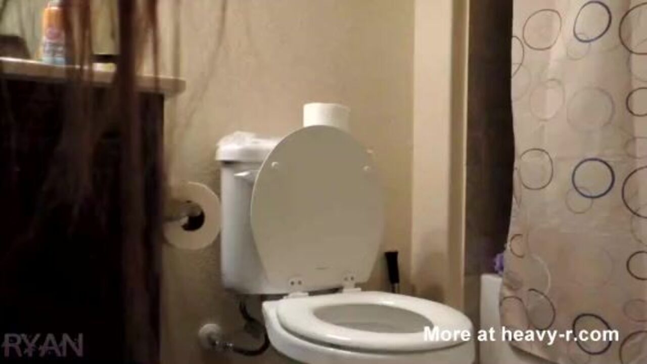 Watch Diarrhea's scat video with a filthy twist: she pooped & shitted in the toilet