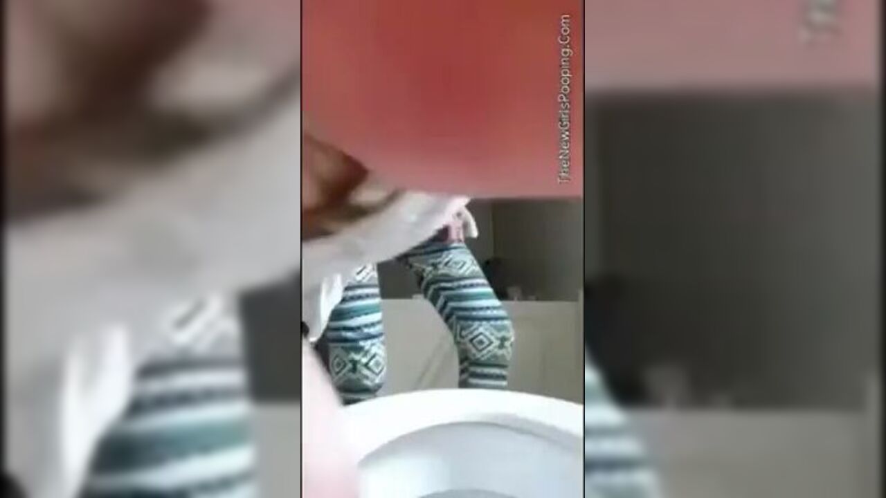 Tiny Teen gets her pussy stretched by a huge scat dildo