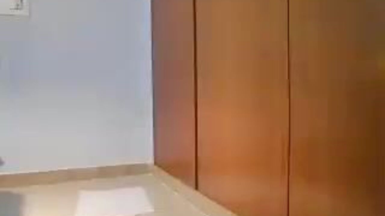 Watch this horny slut scat on the floor in a pooped up video