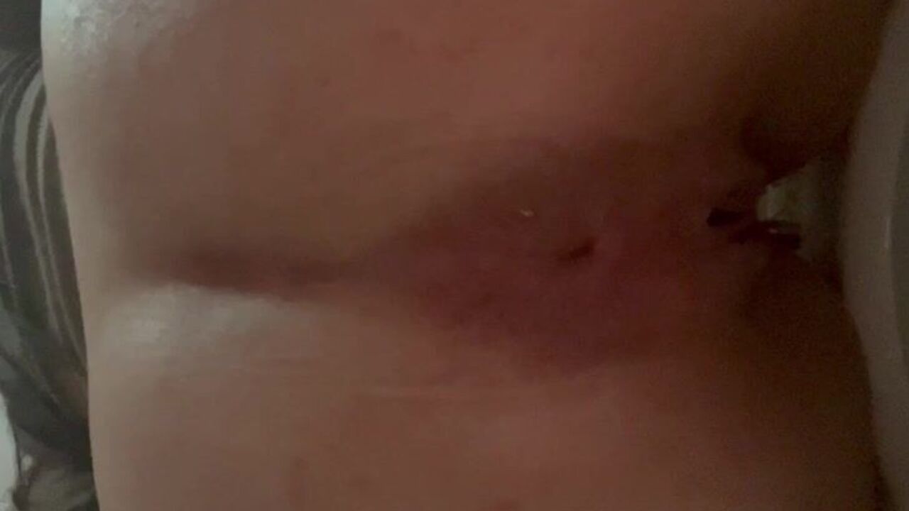 Watch this dirty morning video of a scatty slut getting her pussy and ass pumped full of piss