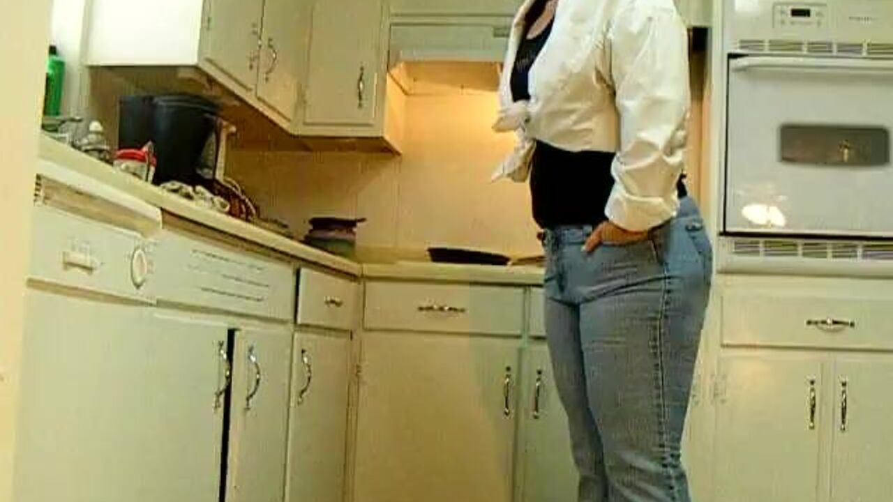 Watch this loud BBW scat slave fart & poo in her jeans while getting her ass drilled