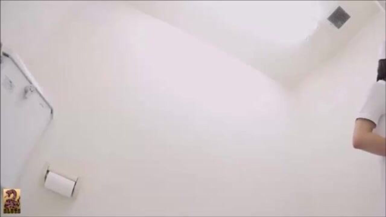 Jade New Actress gets kinky with her scat and takes it in the ass like a champ