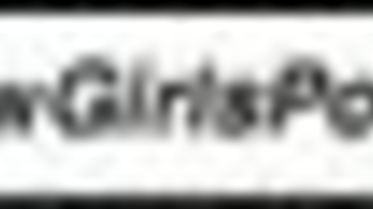 Watch this scat porn video of a poop porn slut getting her holes stuffed with a hard cock