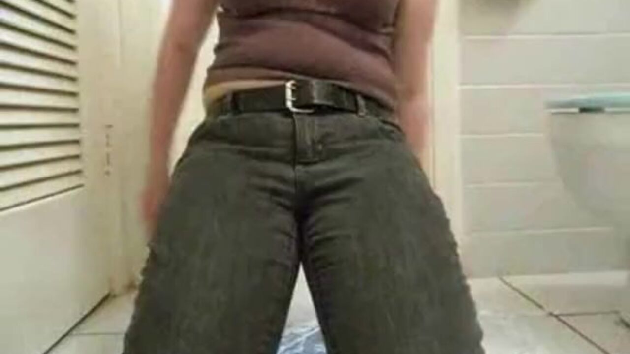 Watch this BBW make a mess while pleasing herself with a piss fetish