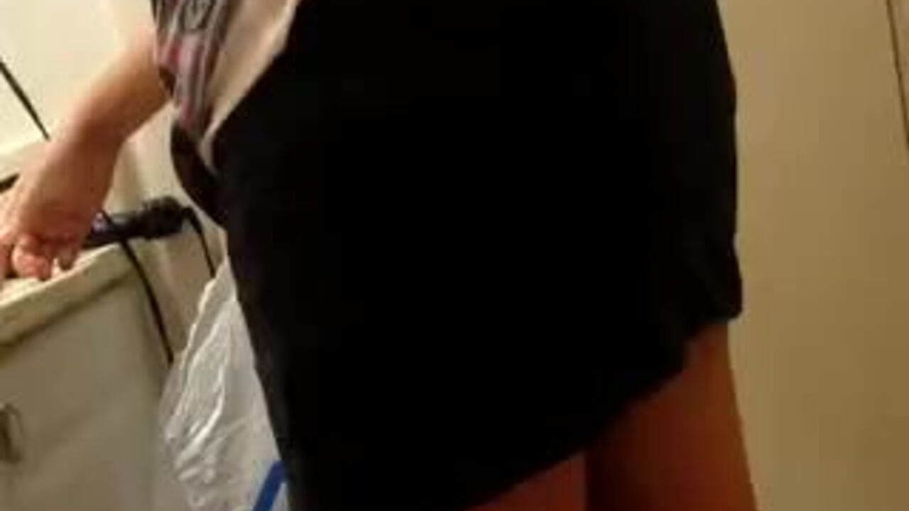 Watch this kinky slut get her scat fetish satisfied in this toilet fetish video