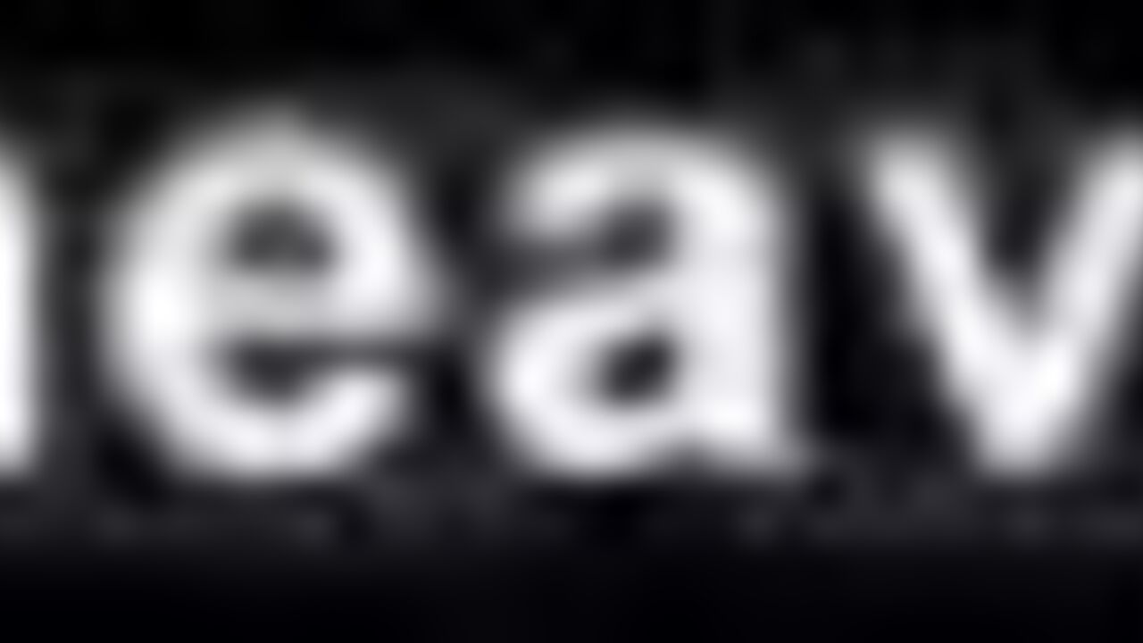 German slut with a thirst for piss and bj gets down and dirty with a filthy veggie