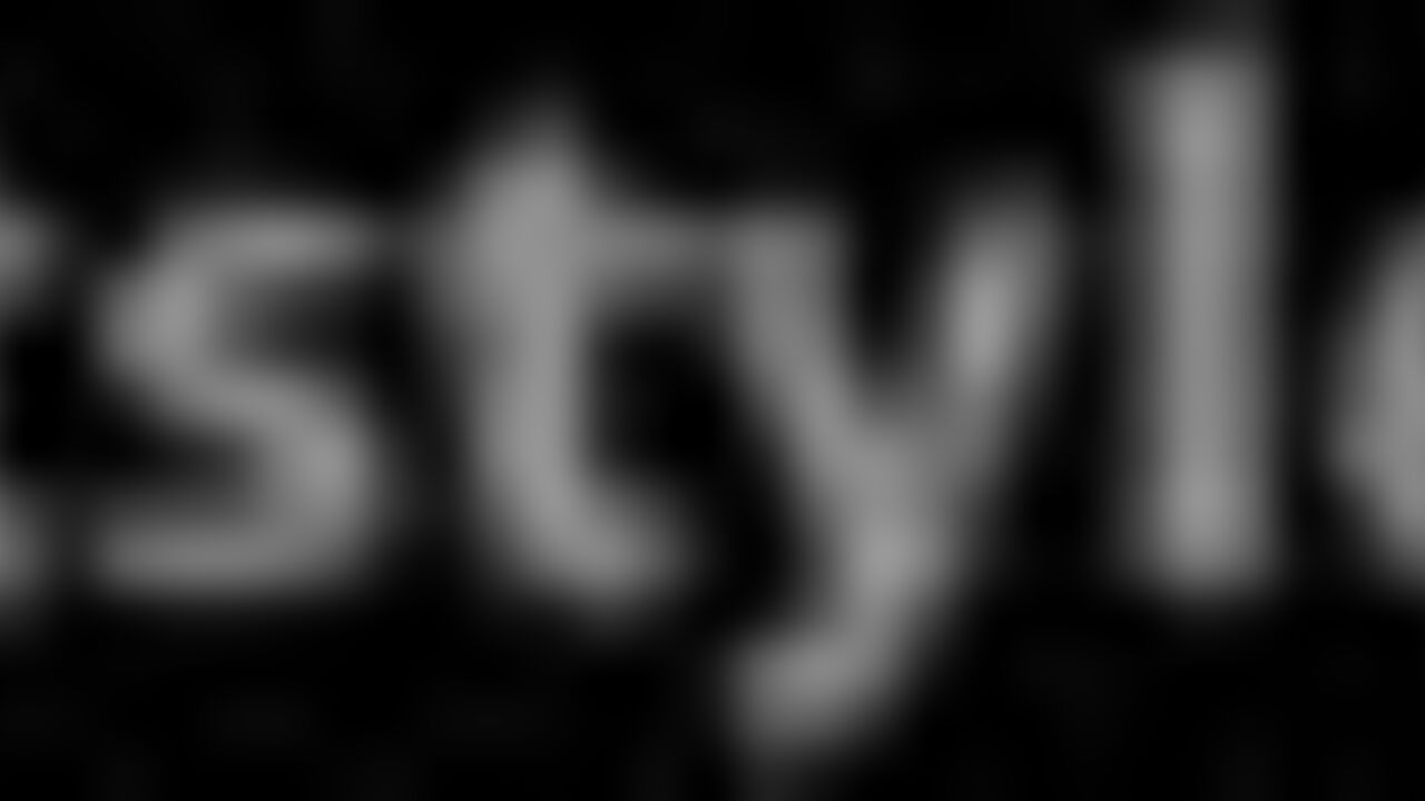 Watch this wild scat session with a couple getting it on all night long