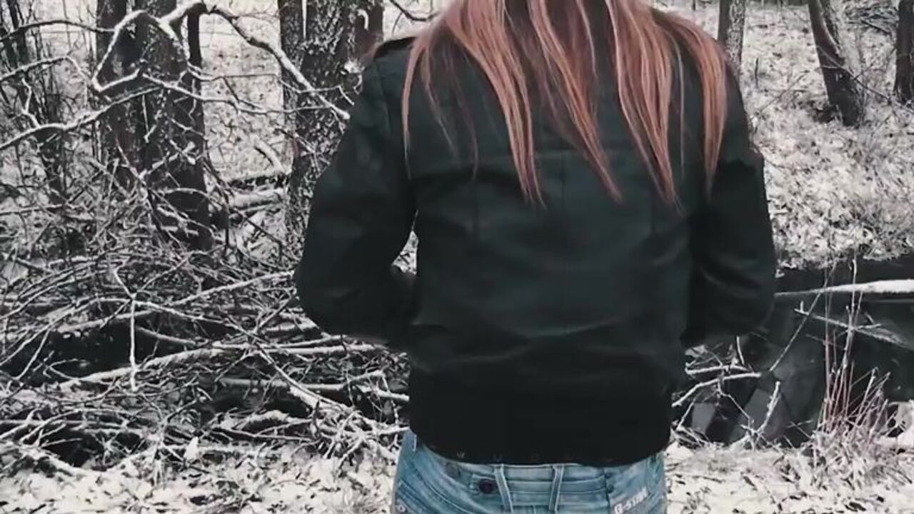 Watch these kinky scat babes get their filthy assholes gelled up in sexy gels