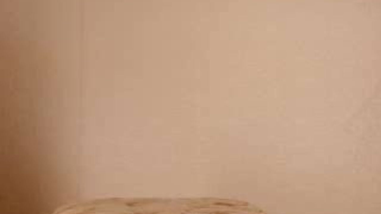 Sexy slut gets kinky with her long legs in a dress up scene