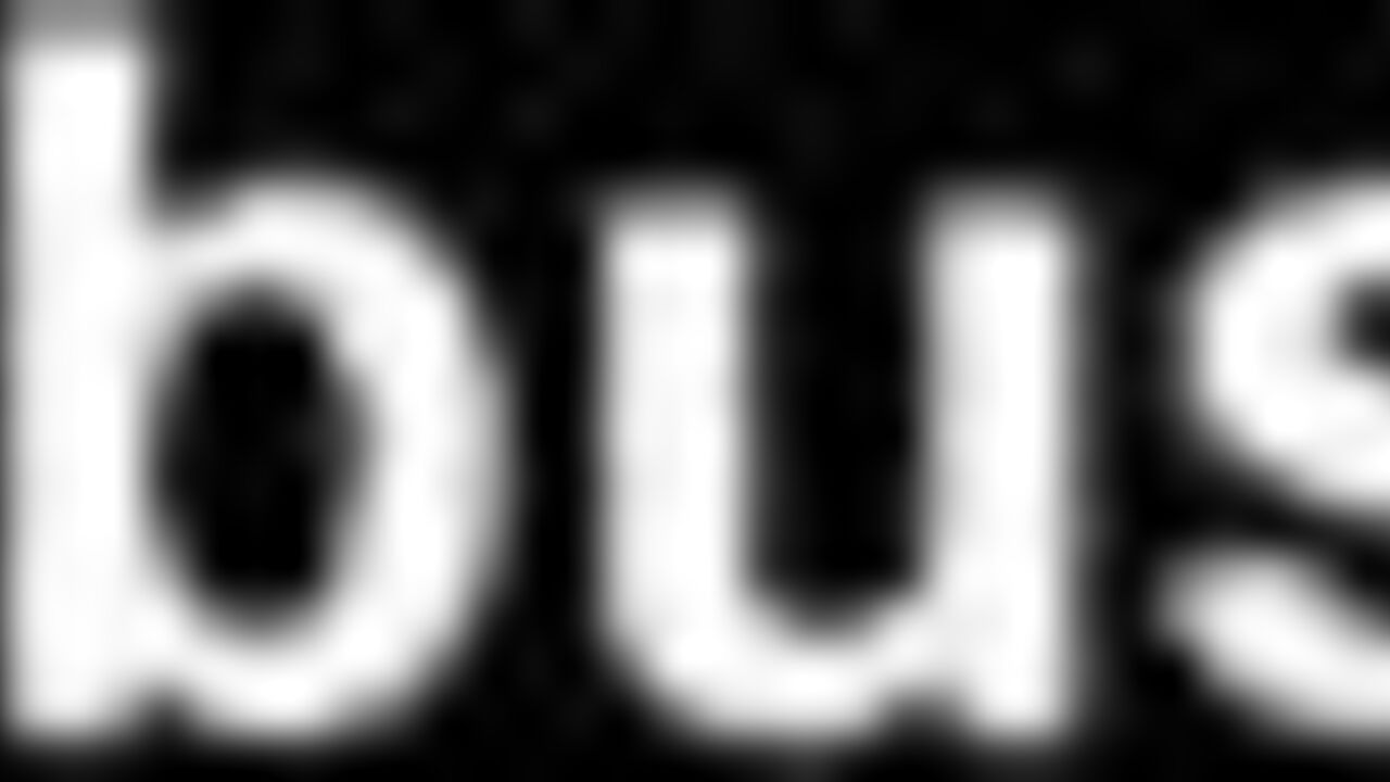 Get ready for a wild facial and a mess of scat!