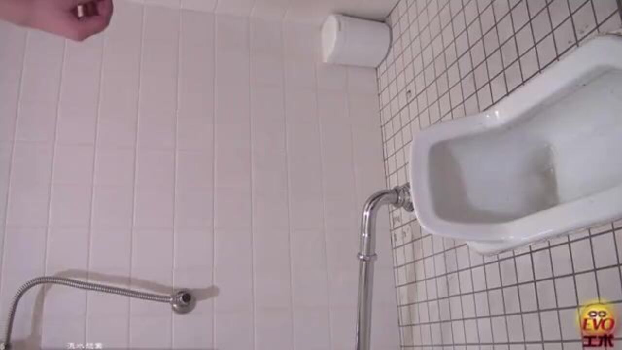 Watch this stunning Japanese girl get her scat filled and show off her stunning body in a hot scat video