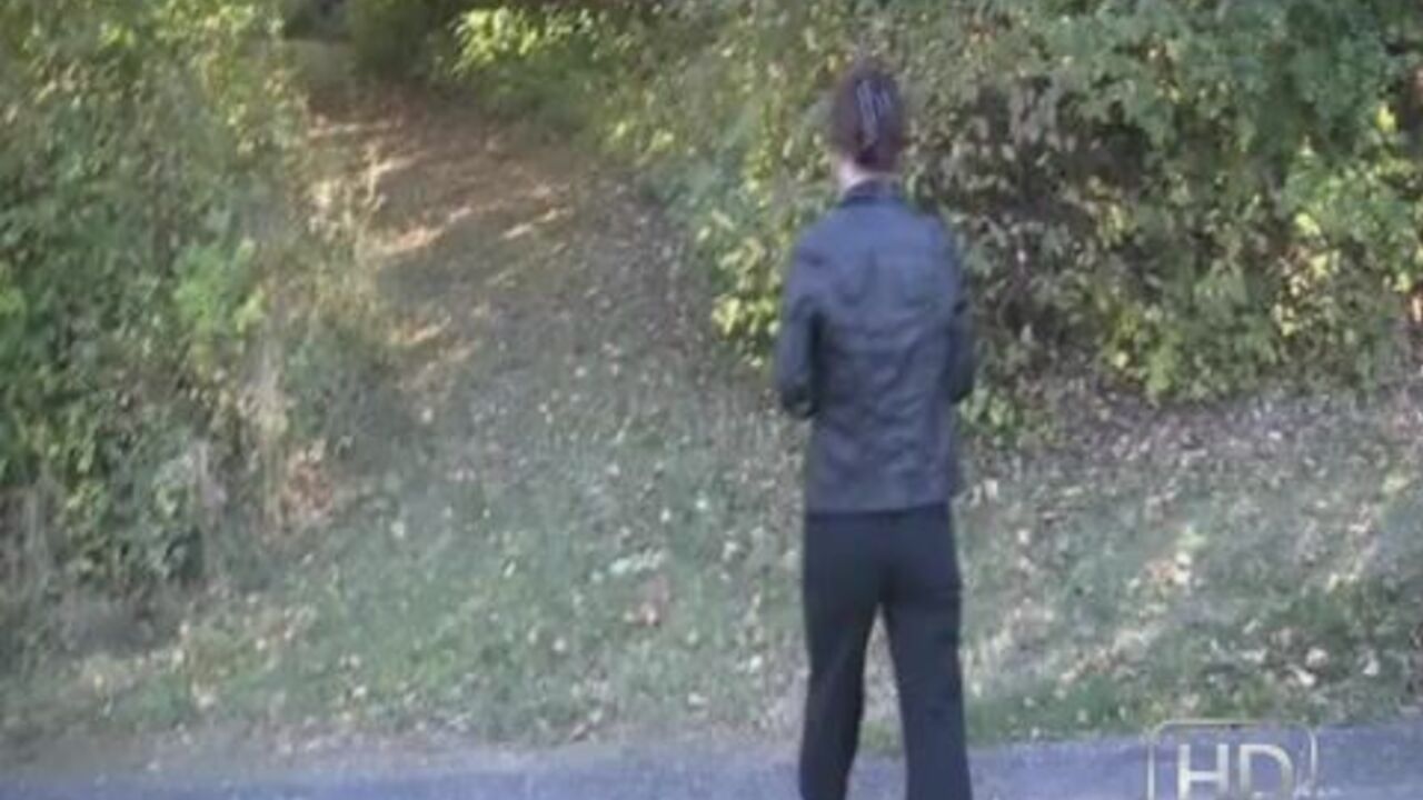 Watch this kinky scat fetish porn with a filthy slave getting her pussy and ass pumped hard in a tronc d arbre