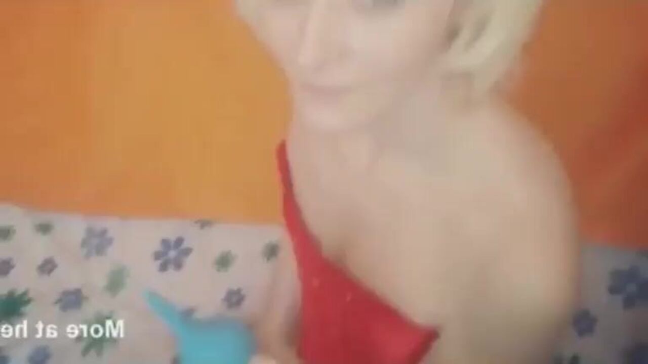 Watch this dirty amateur slut get her scat puss licked and rimmed