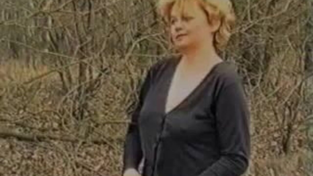 Watch Maika Dirty-Outdoor-Scat in her scat fetish video for the first time!