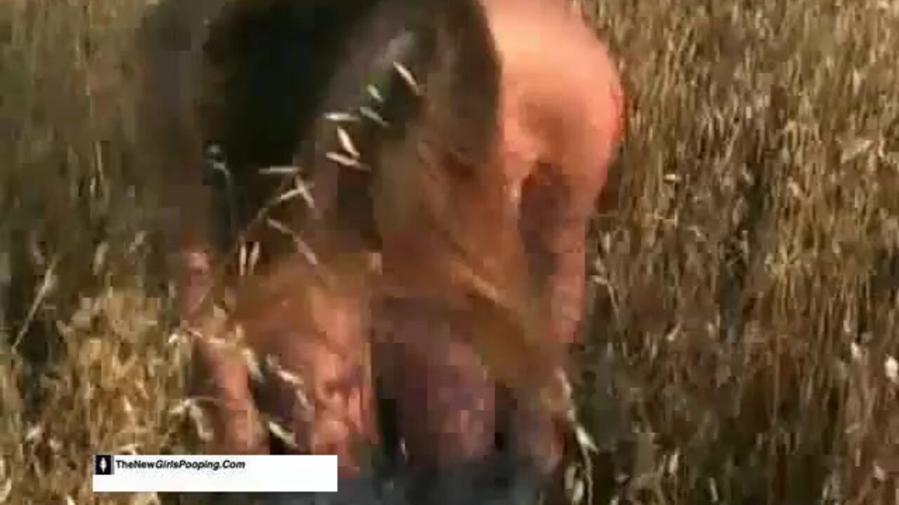 Victoria's kinky scat fetish video with a slutty slutty slut