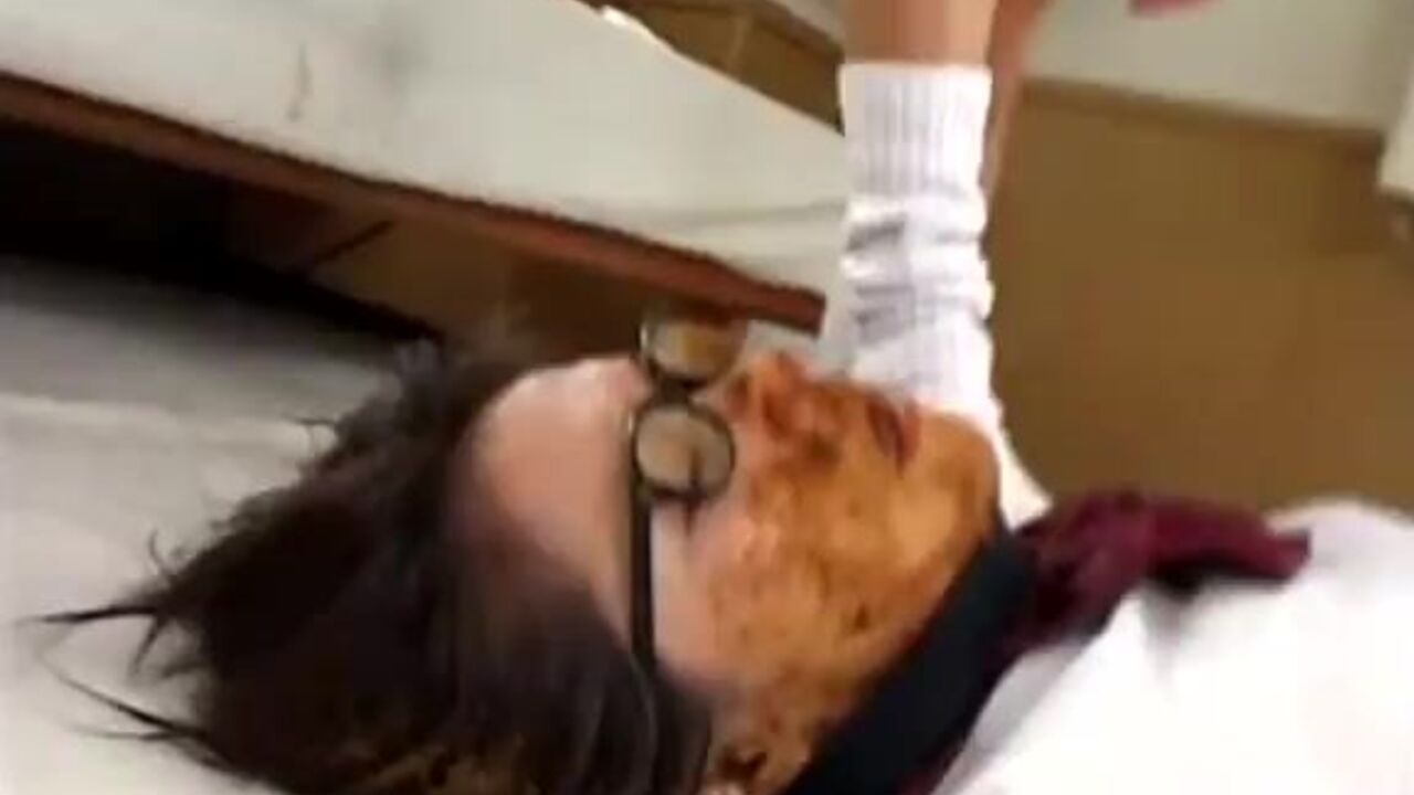 Watch this Japanese slut scat and gape like a pro in this scat porn video