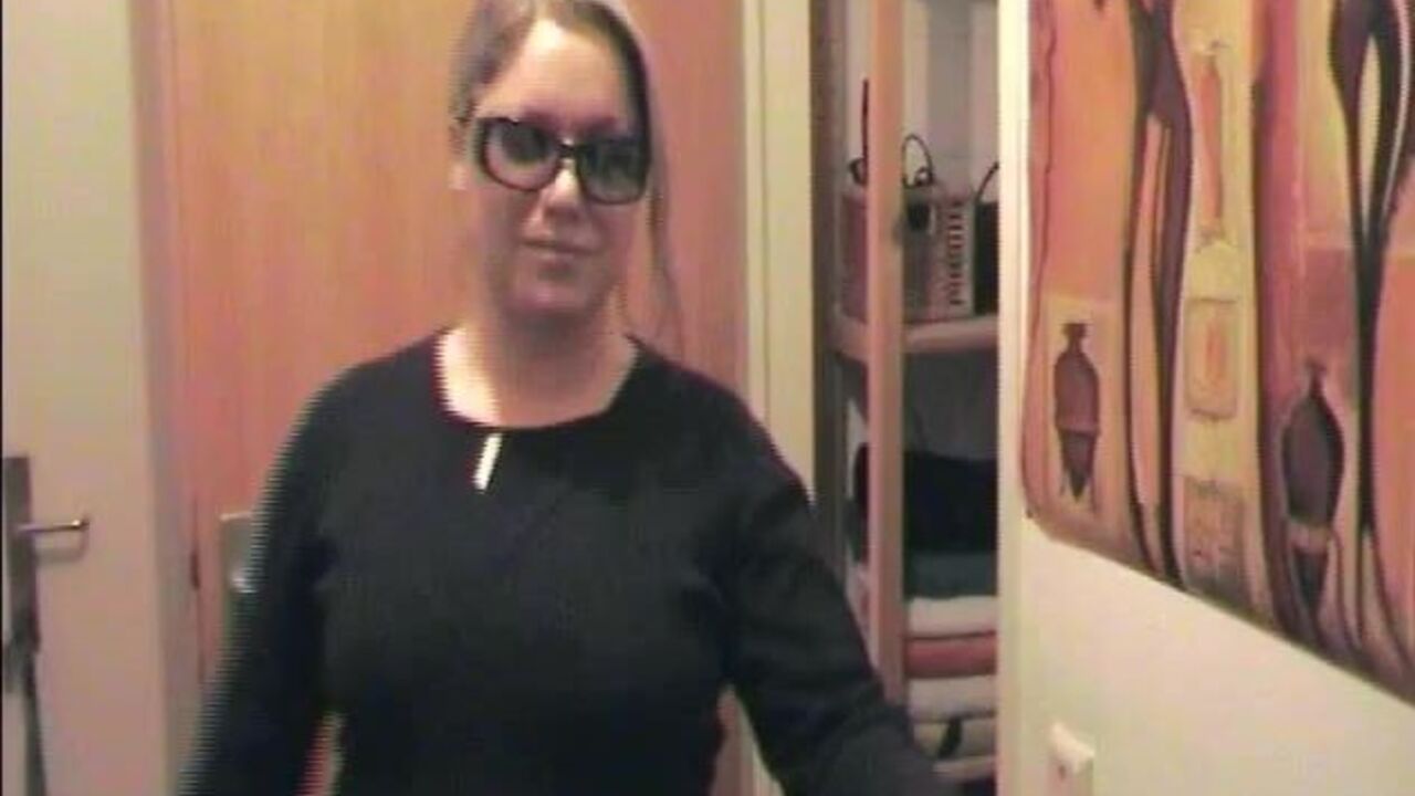 Watch this kinky slut scat and piss in this hot video