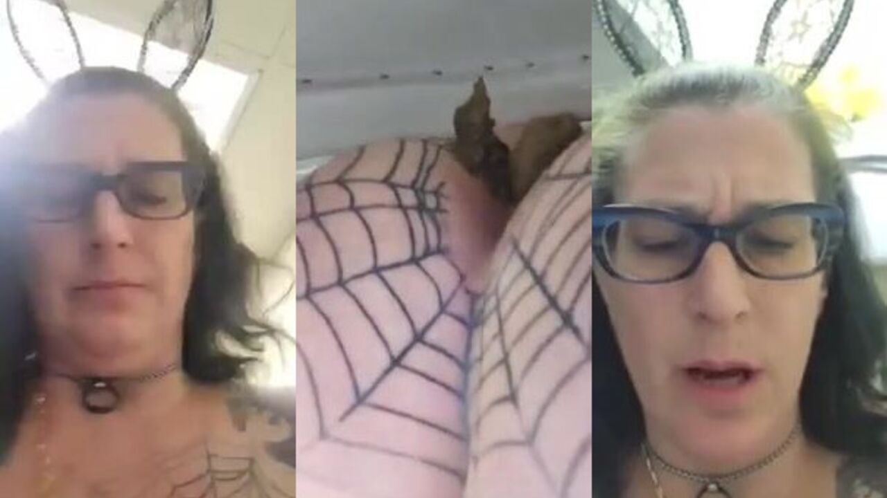 Bar-side scat porn: Pooped up, bar-sided, and bar-slim pornstars getting their pussies off