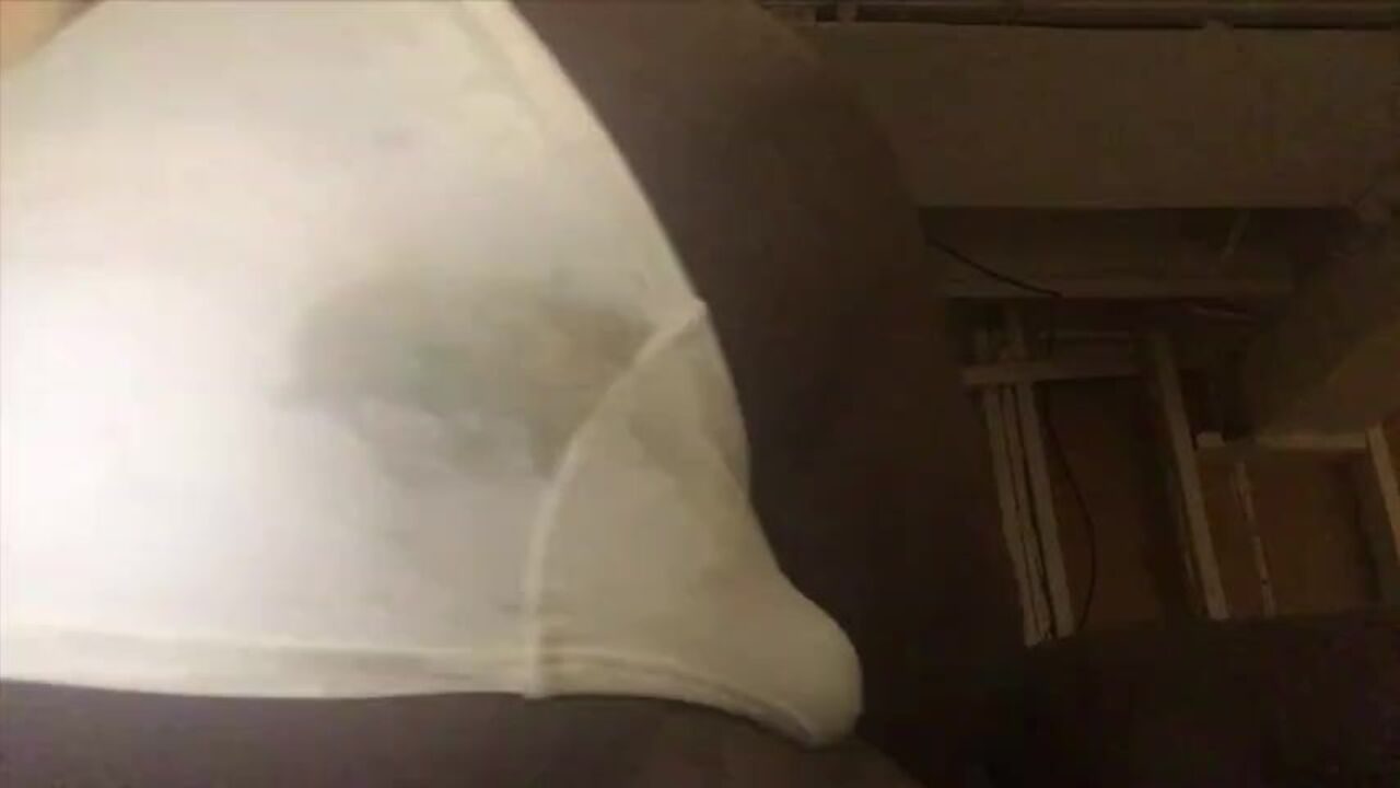 Watch this kinky video of a scatty slut farting and enema-ing like a pro