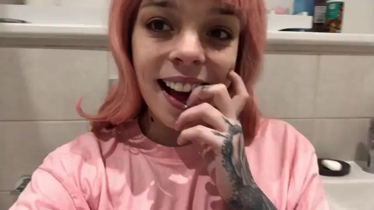 Get ready to hate to You Leave, but love to You go - scat porn of pee and love