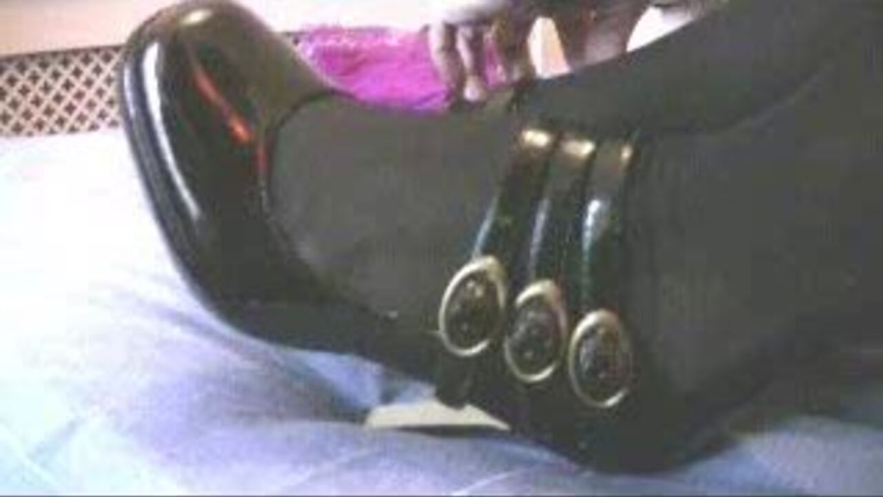 Watch Honey Bee Aktion 2 - A wild scat porn video featuring a slutty Bee slave