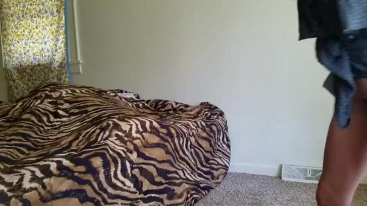 Foxyj gets her scatty and pooped out in this filthy turd porn video