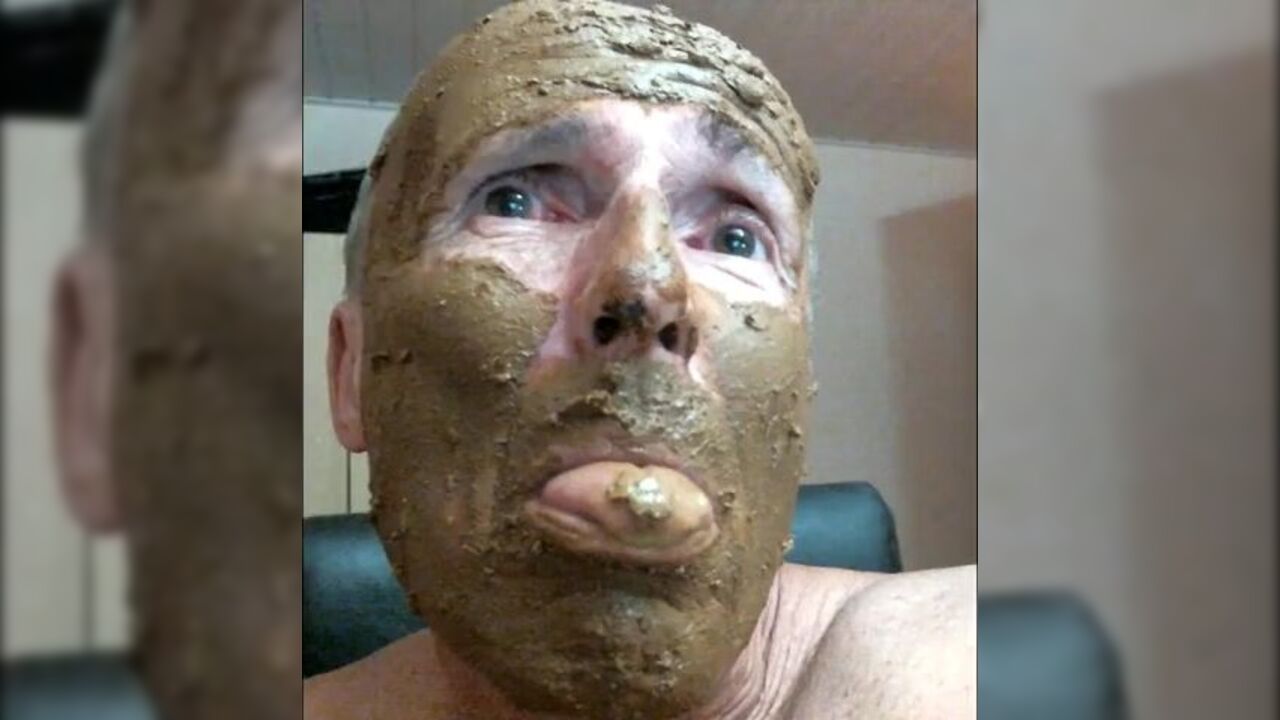 Wild kaviar and cacti face-off with some extreme shit action