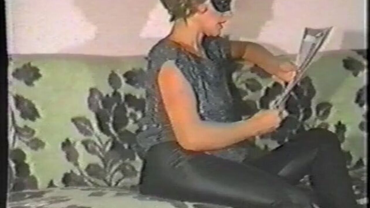 Watch this masked slut pee and defecate for your viewing pleasure