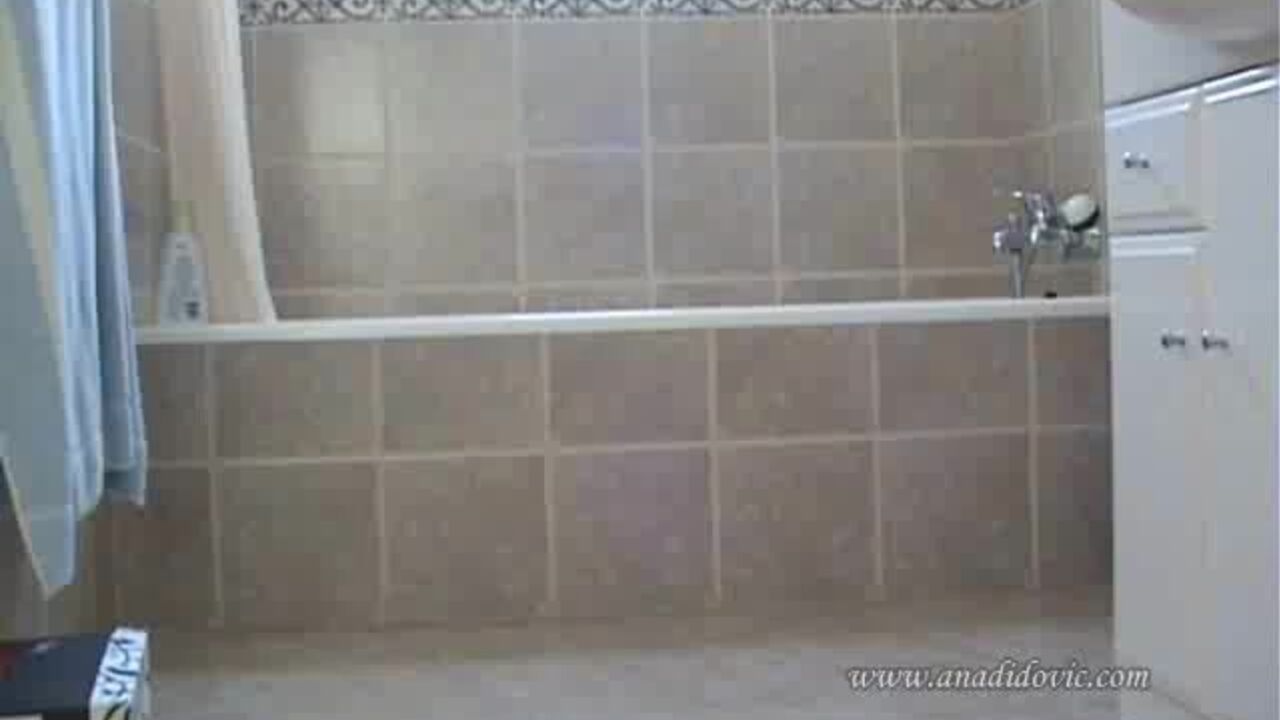 AnaDidovic080's scat fetish goes wild in this poop video