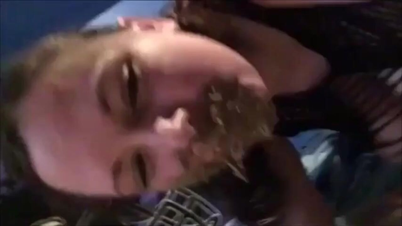 Watch this kinky German Paar scat eater get her ass drilled and puke all over the place